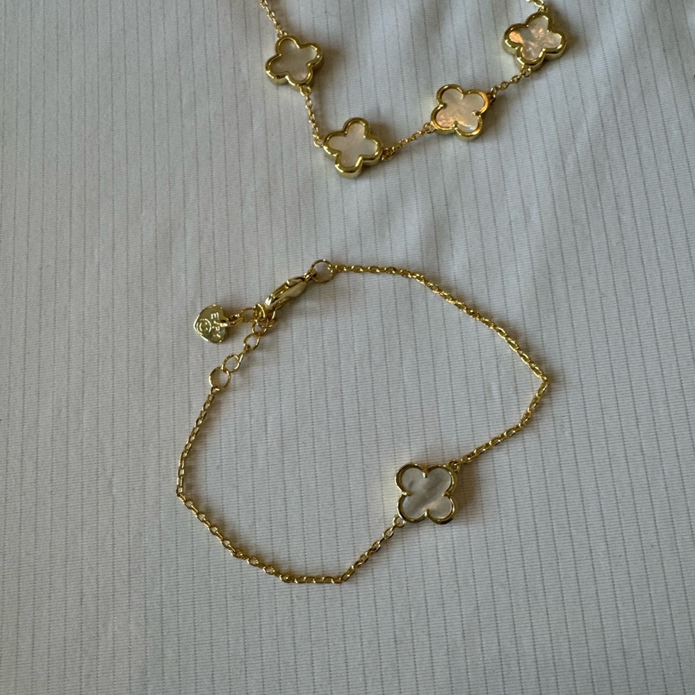 NEW Gold Clover Pendant Necklace and Bracelet Set - White Accents - Picture 3 of 5